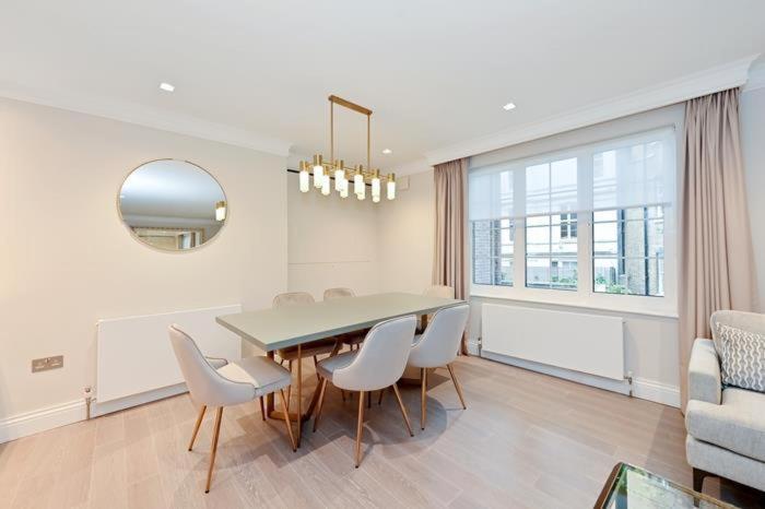 Ultra Luxury 3 Bed Mayfair Apartment Londra Esterno foto