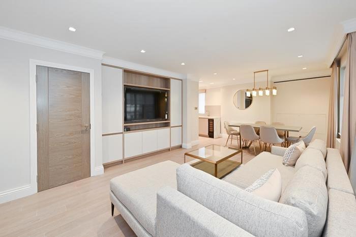 Ultra Luxury 3 Bed Mayfair Apartment Londra Esterno foto